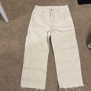 Old Navy Women's High Rise Jeans in Cream